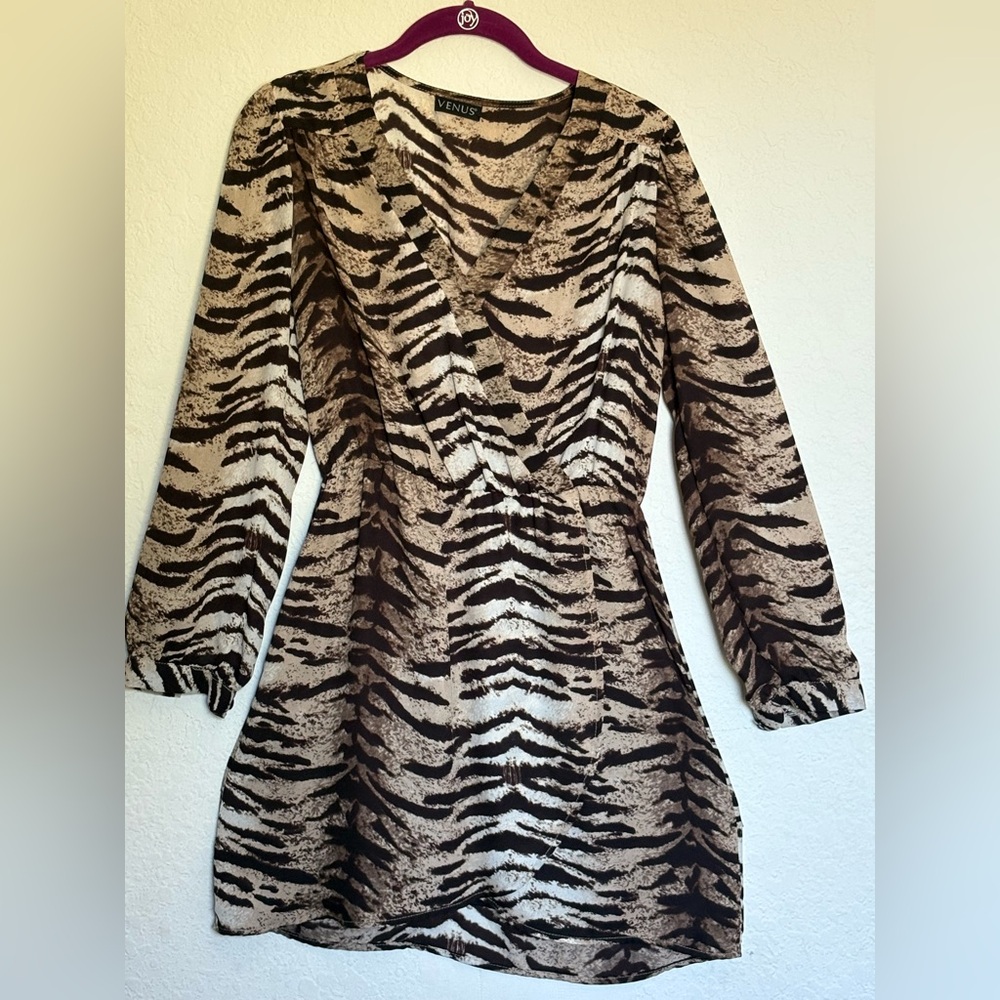 VENUS Zebra Patterned Dress in Black and Tan